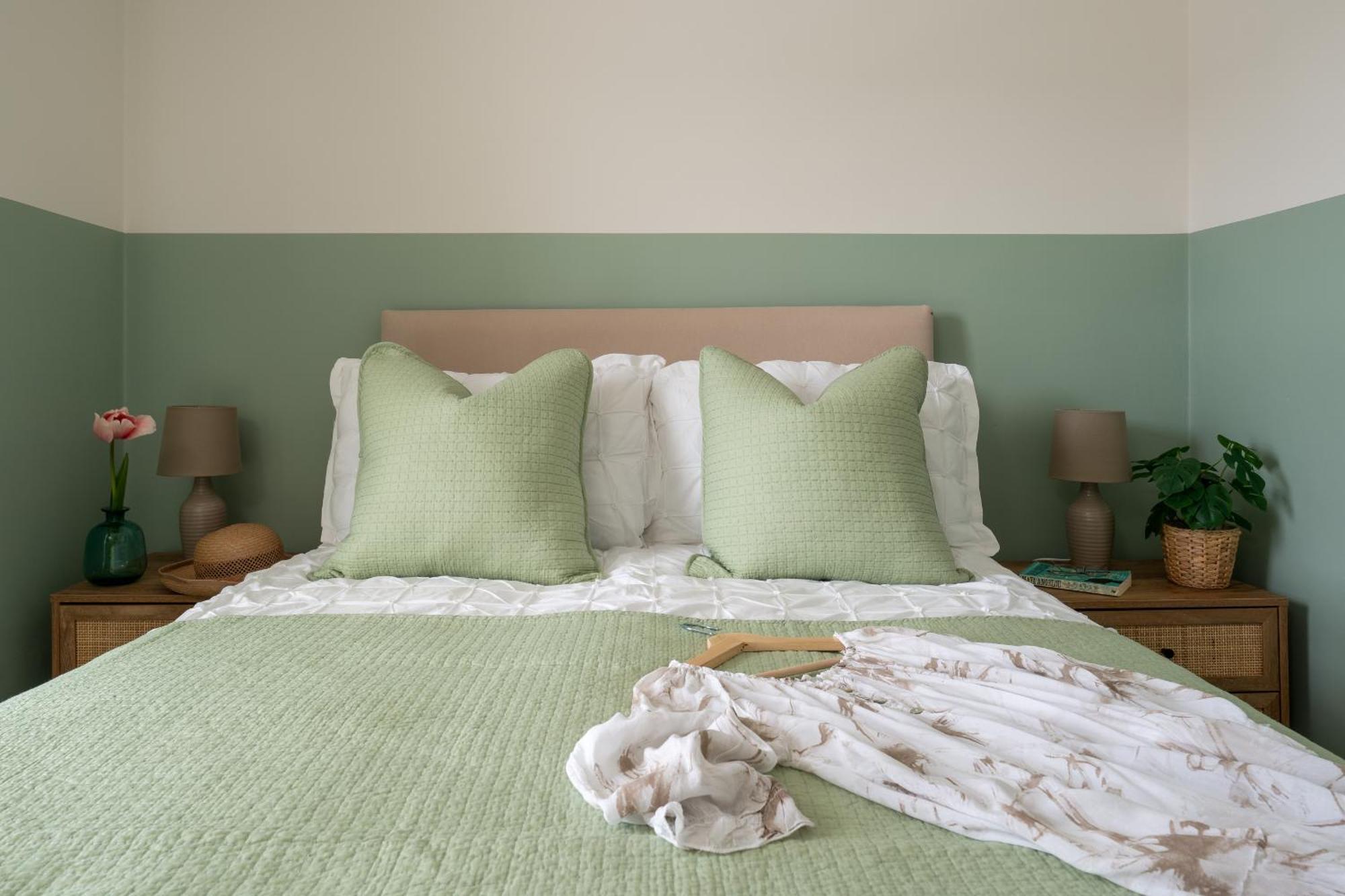 Lawsons Place - Family-Friendly Apartment With Parking On Babbacombe Downs In Torquay Extérieur photo