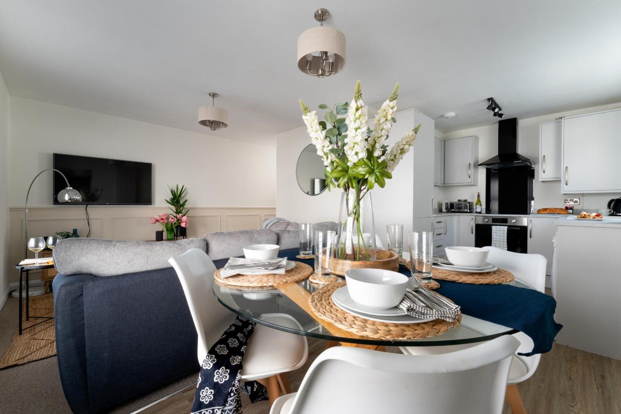 Lawsons Place - Family-Friendly Apartment With Parking On Babbacombe Downs In Torquay Extérieur photo